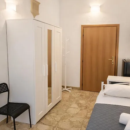 Hostelciompi Hostel *